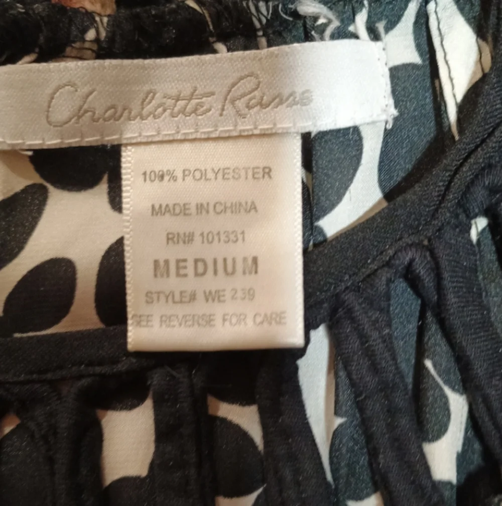 Charlotte Russe Black and White Patterned Blouse - Picture 3 of 3